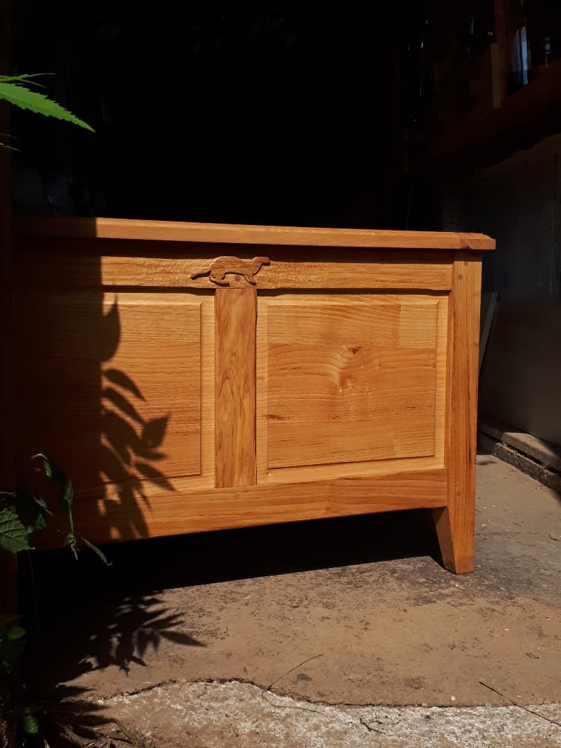 Coffre en châtaigner